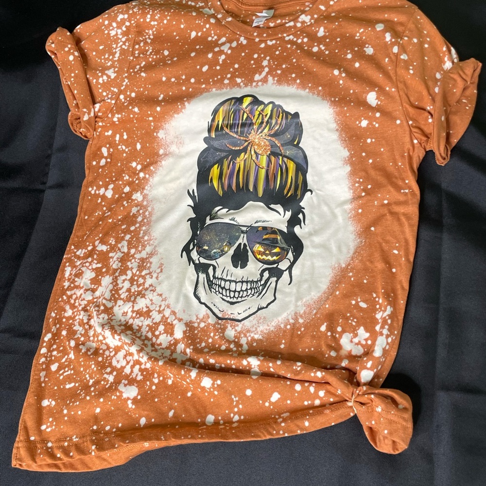 Cute Halloween tshirt 🎃 👻